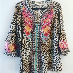 Savanna Jane leopard/Floral Top